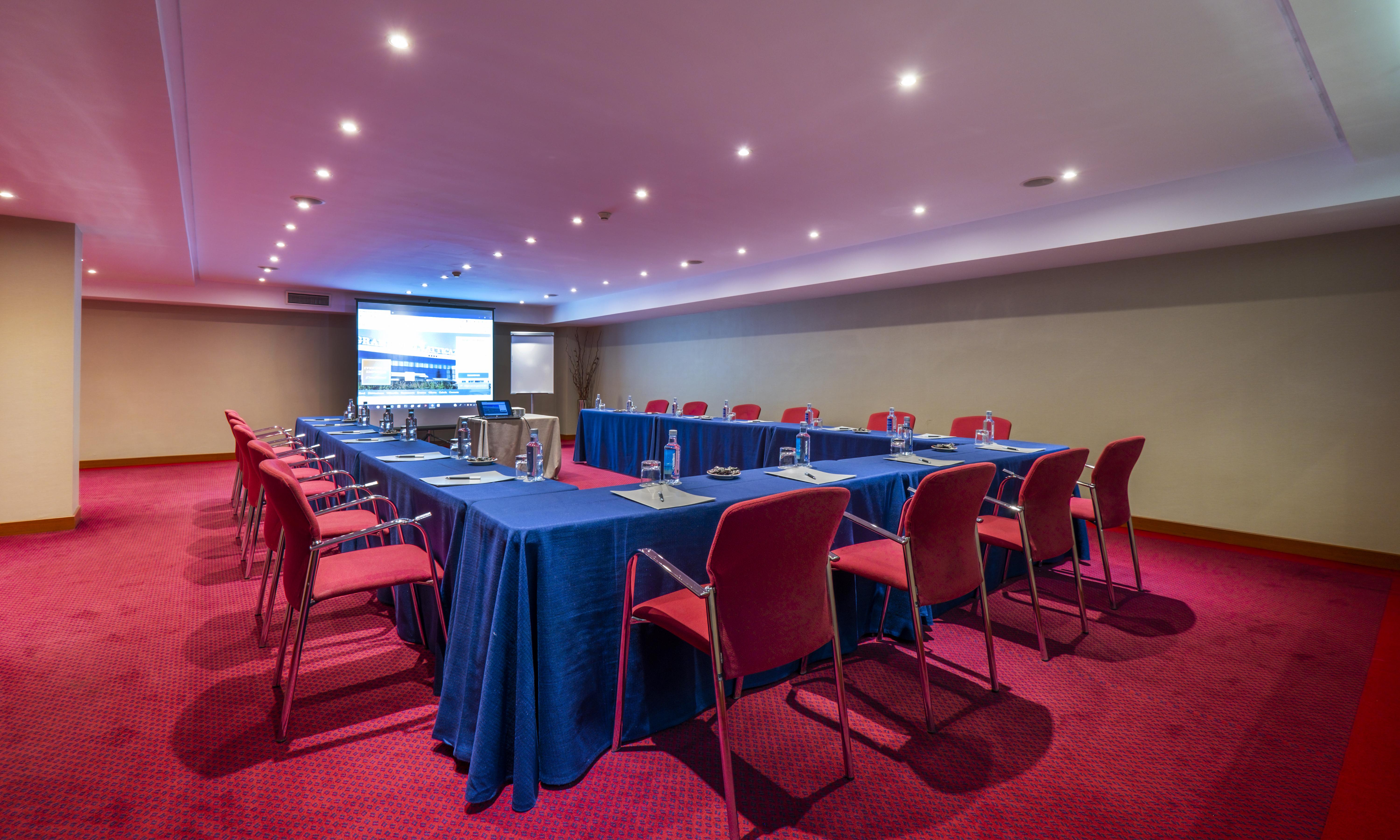 Hotel Attica21 Las Rozas Экстерьер фото